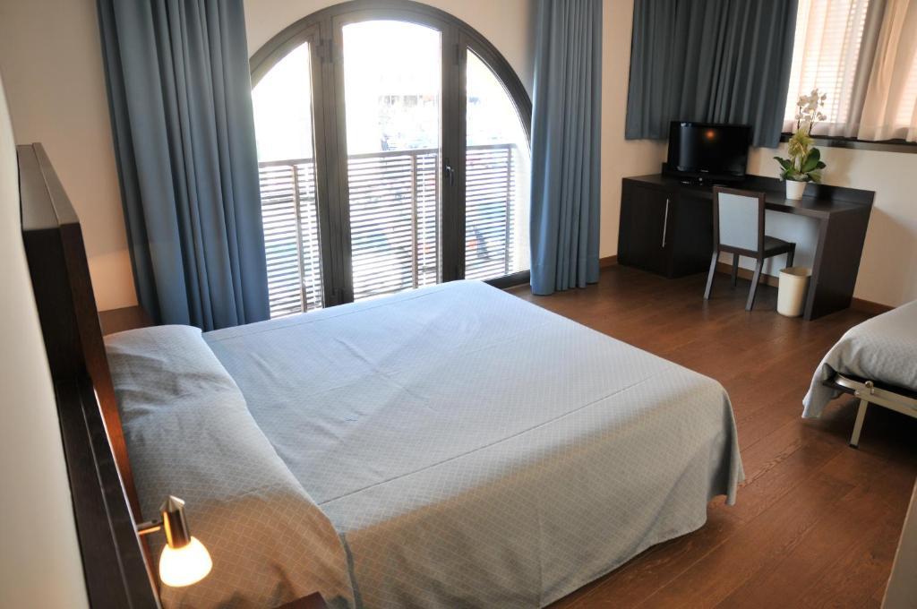 Hotel 5 Colonne มีราโน ห้อง รูปภาพ