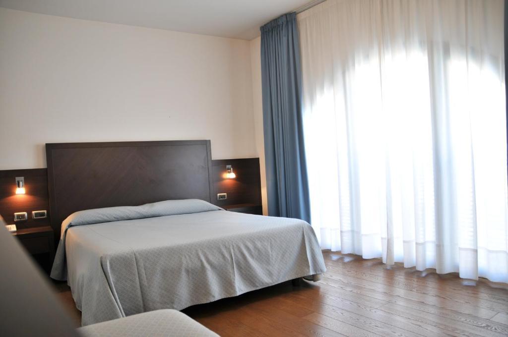Hotel 5 Colonne มีราโน ห้อง รูปภาพ
